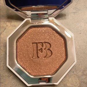 Fenty Beauty Killawatt Foil Highlighter